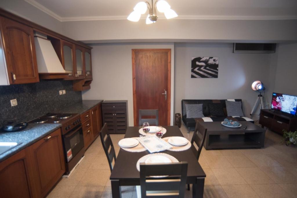 Nicks Cosy Apartment Lefkada City ภายนอก รูปภาพ