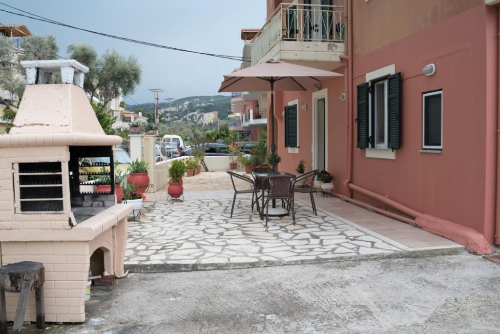 Nicks Cosy Apartment Lefkada City ภายนอก รูปภาพ